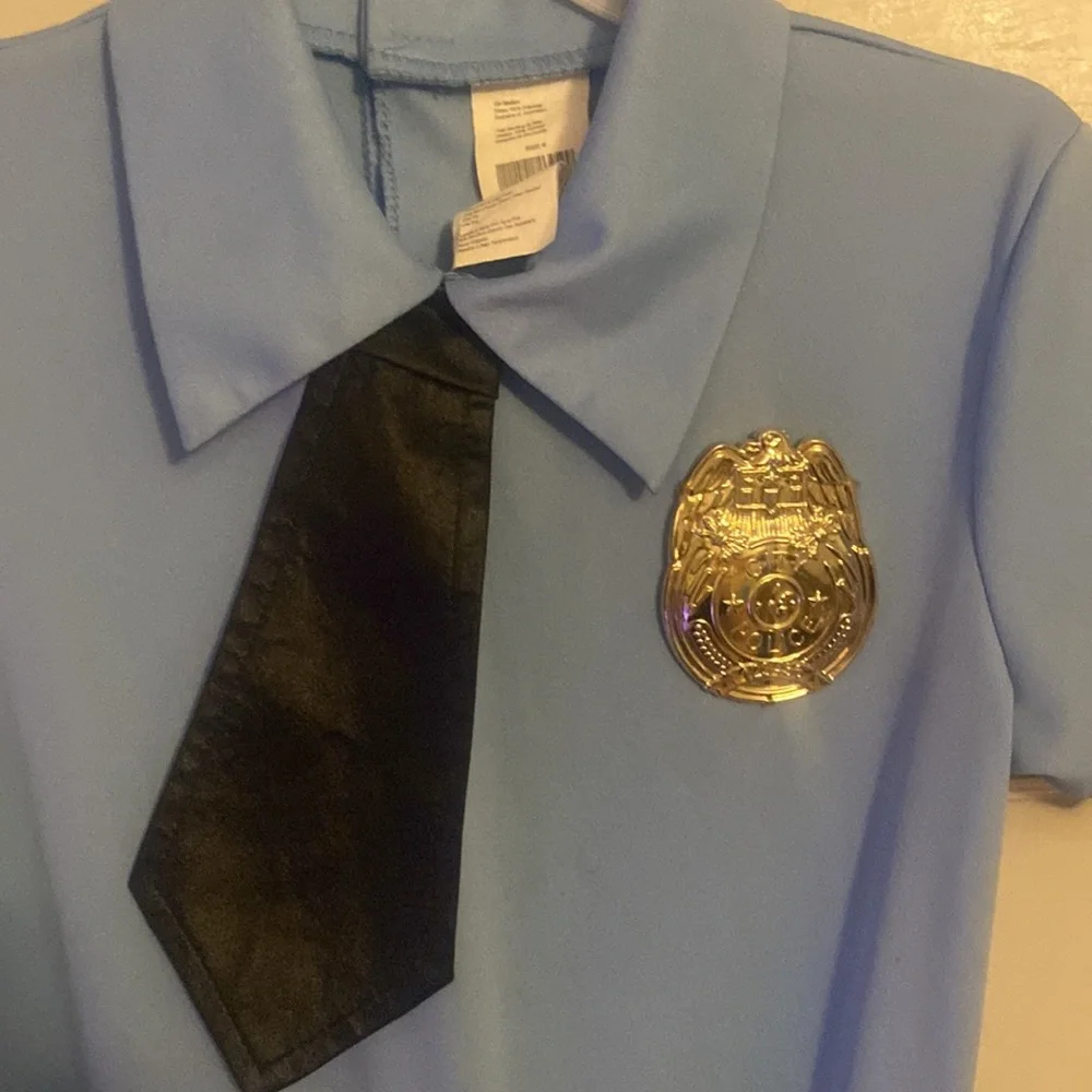 Police Costume - Picture 2 of 2